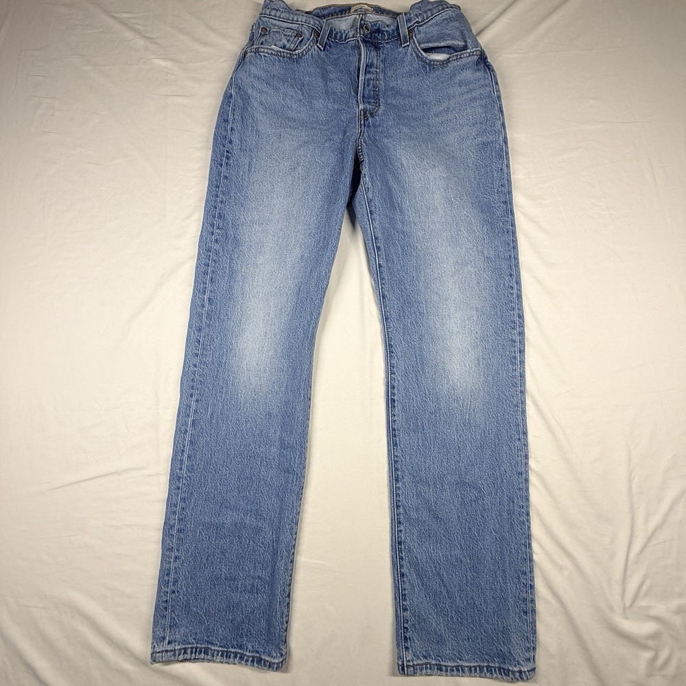 Levis 501 Curve Jeans Womens 31 Straight Stretch Medium Wash Denim Curvy 31/32